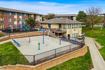Splash pad